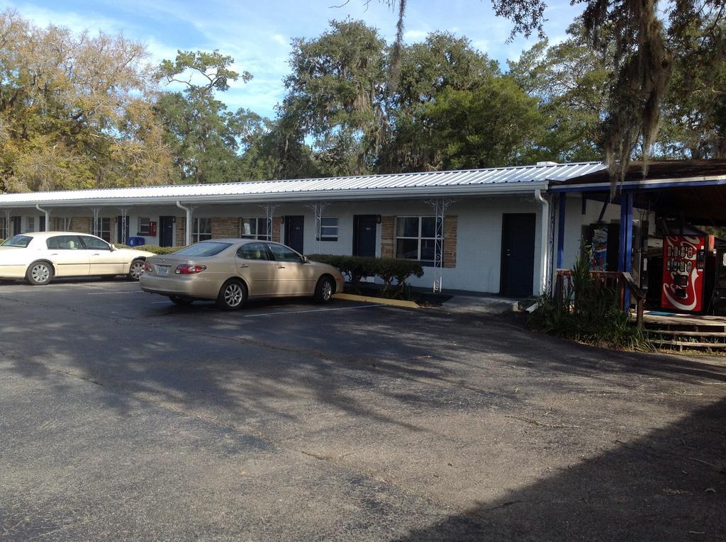 Suwannee Gables Hotel Old Town Bagian luar foto
